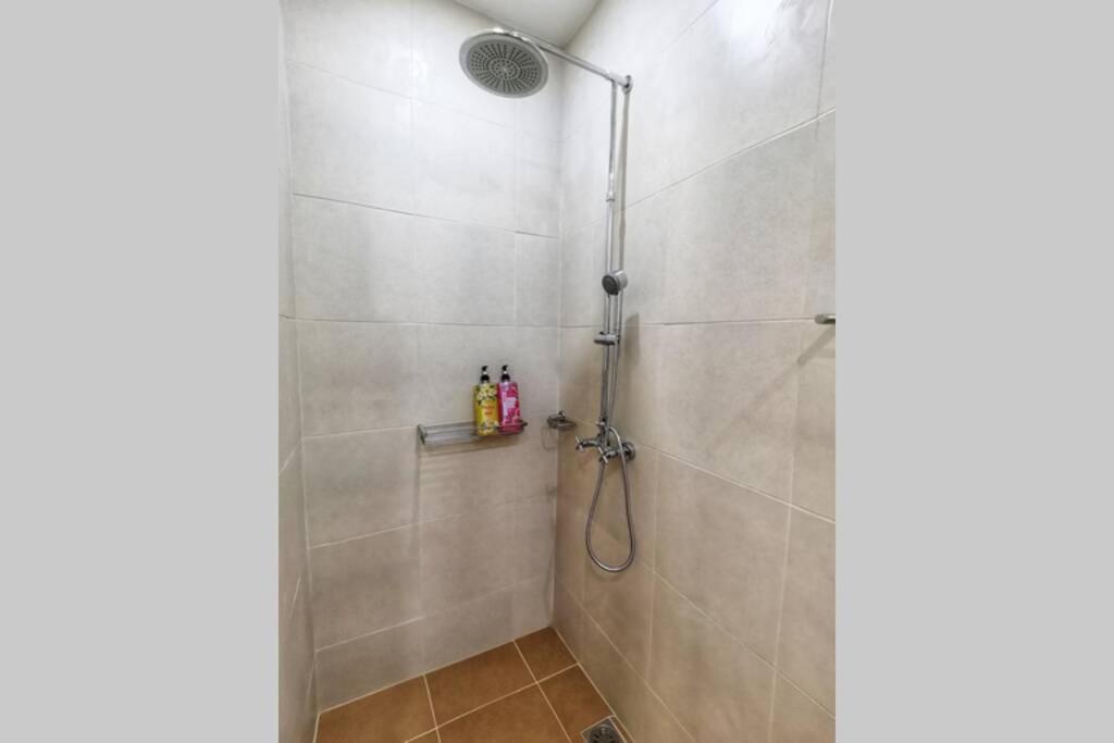 Anb Poolvilla 3Br Walk Private Beach In Pratamnak Pattaya Exterior foto